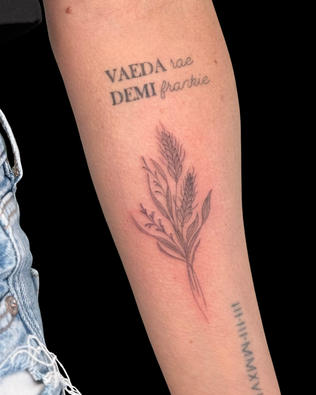 Fine Line Florals