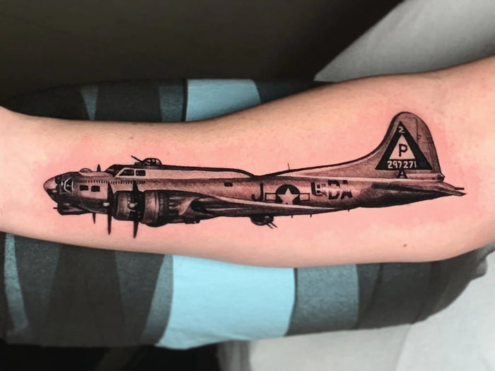 Realism Black & Gray