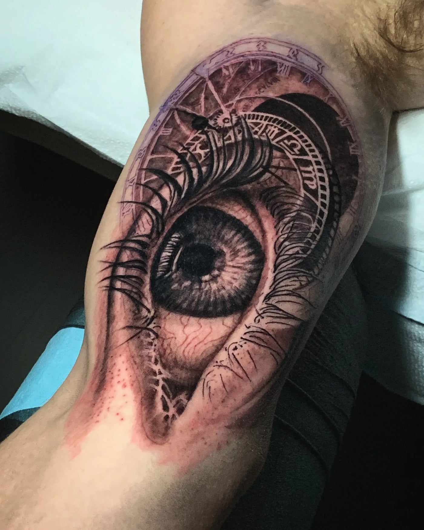 Realism Black & Gray