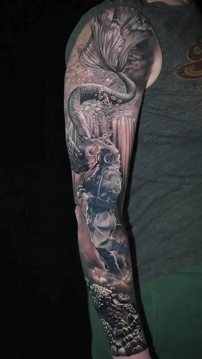 Black & Grey Realism