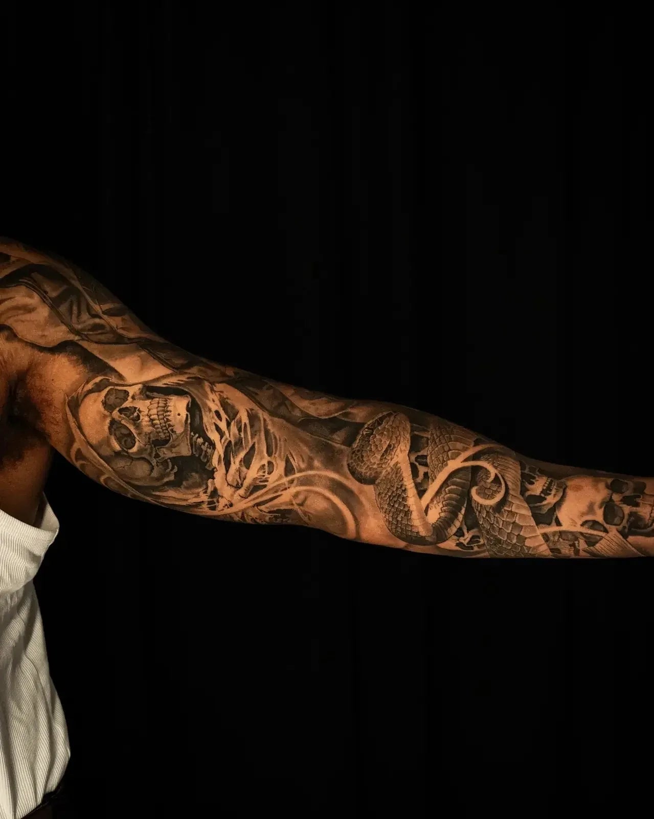 Lady Justice Sleeve