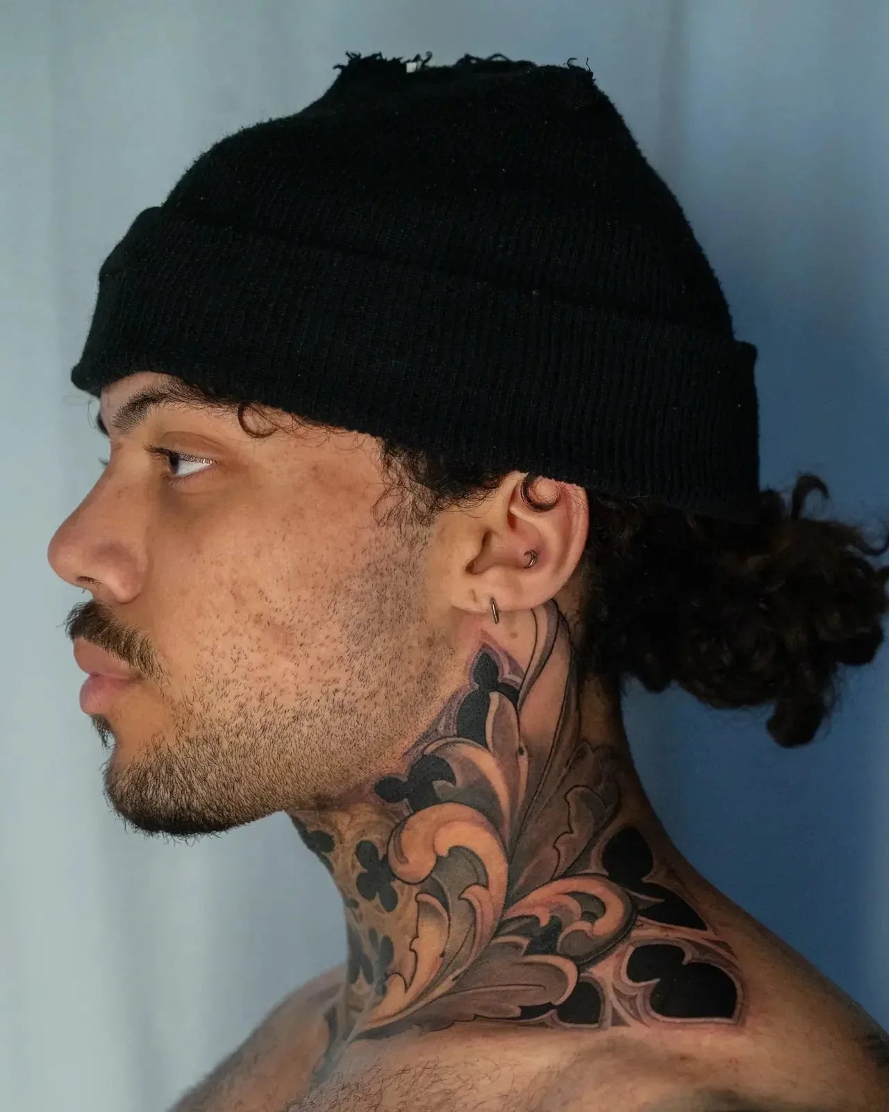 Gothic Ornamental Neck