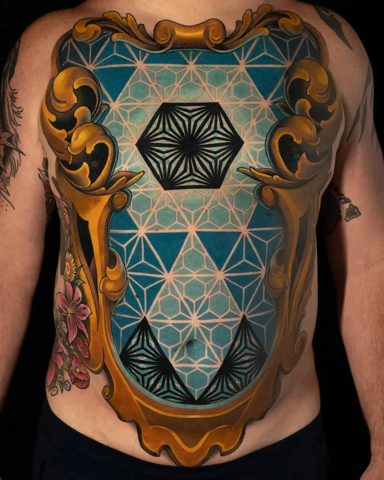 Scrollwork Kumiko Torso